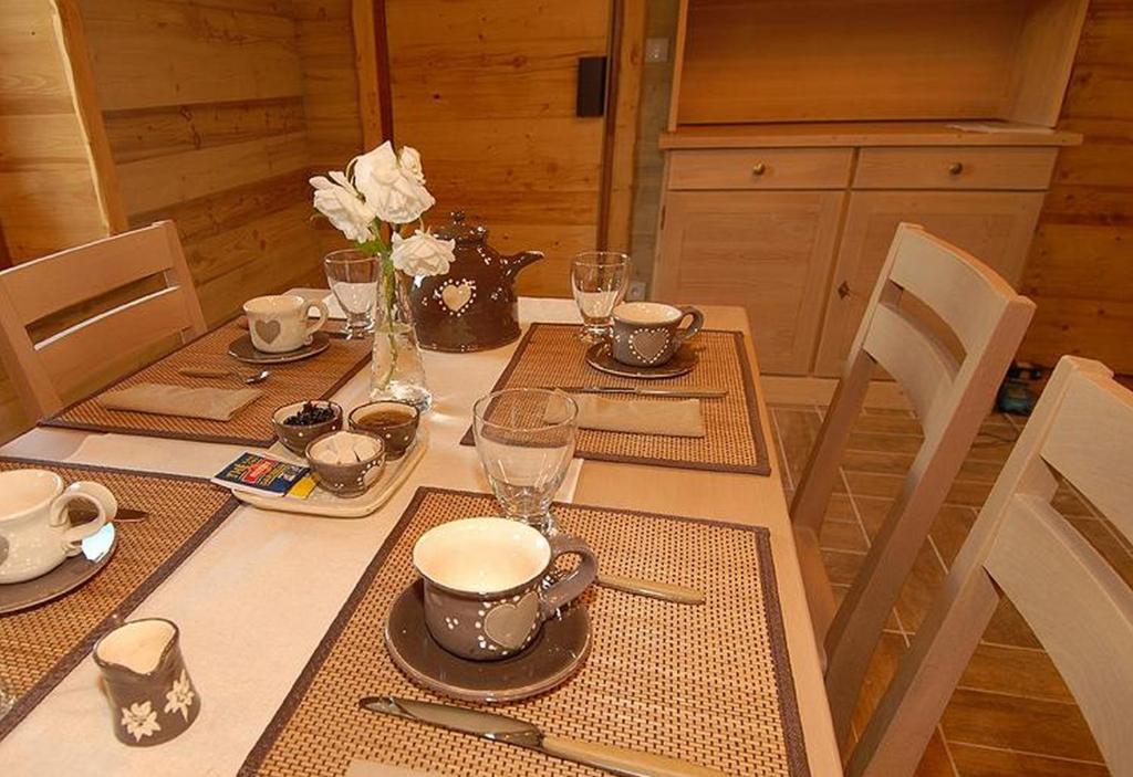 Chalet La Ferme De Noemie Mercury-Gémilly Exteriér fotografie